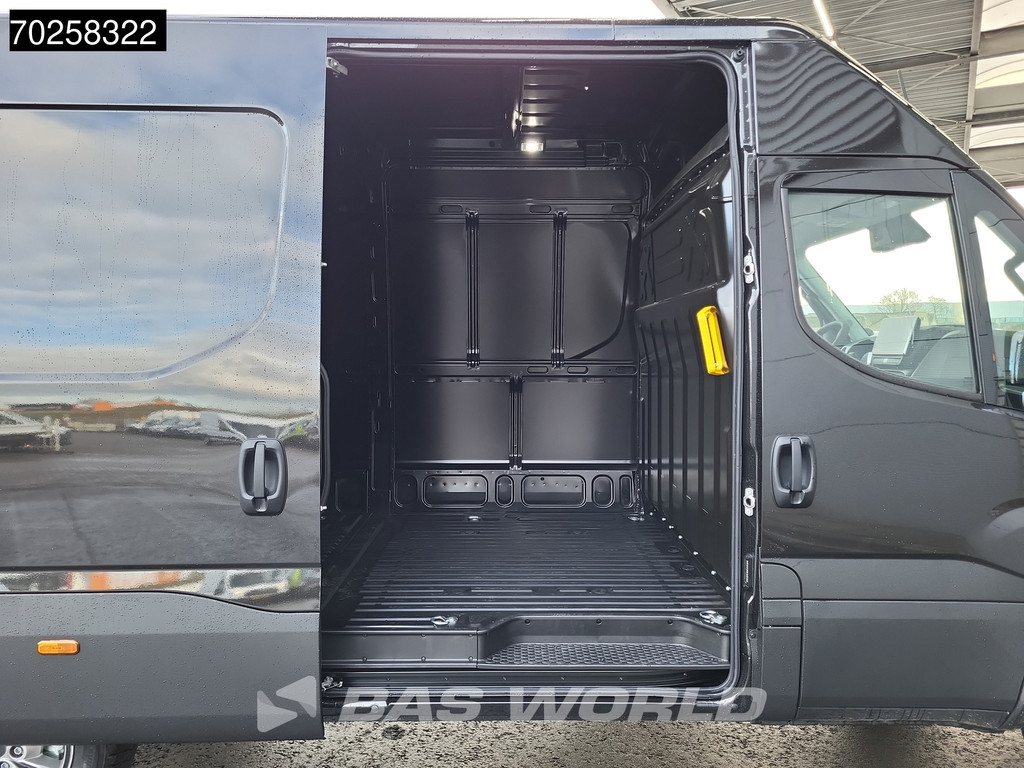Iveco Daily 35S21 3.0L Automaat 210PK L2H2 2025-Model 3,5t Trekvermogen ACC LED CarPlay Camera Parkeersensoren Velgen Euro6 L2 12m3 Airco 7