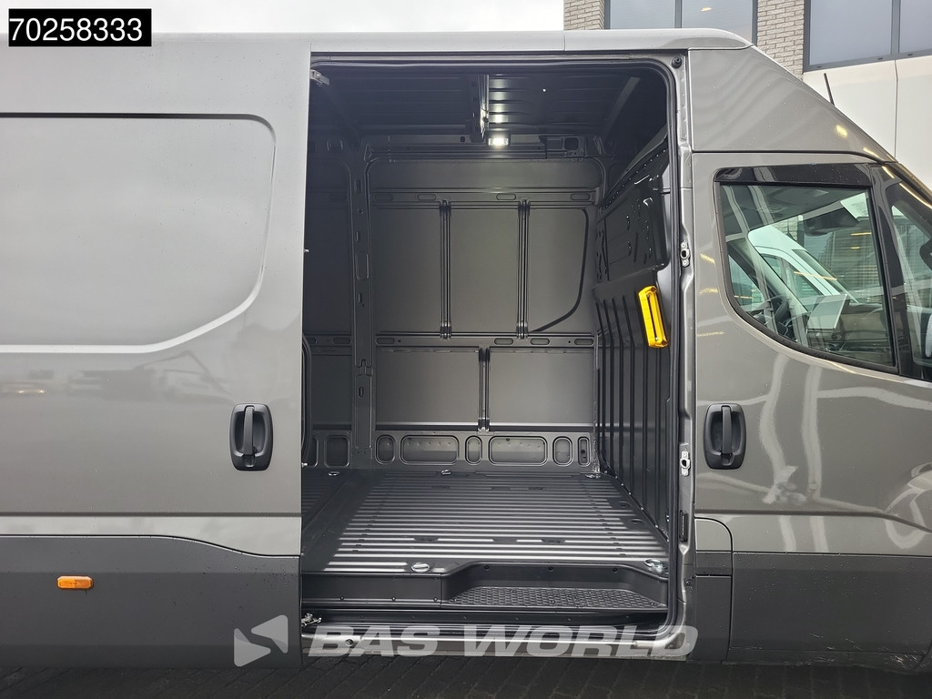 Iveco Daily 35S21 3.0L Automaat 210PK L3H2 2025-Model 3,5t Trekvermogen ACC LED CarPlay Camera Parkeersensoren Velgen 16m3 Euro6 L4H2 16m3 Airco 8