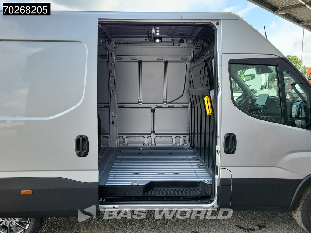 Iveco Daily 35S21 3.0L Automaat L2H2 2025model ACC LED Camera Parkeersensoren L2 3,5t Trekgewicht 12m3 Airco 7