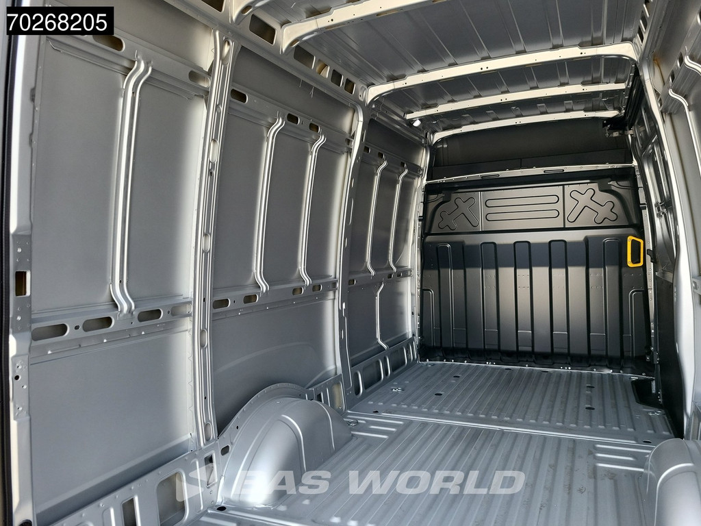 Iveco Daily 35S21 3.0L Automaat L2H2 2025model ACC LED Camera Parkeersensoren L2 3,5t Trekgewicht 12m3 Airco 8