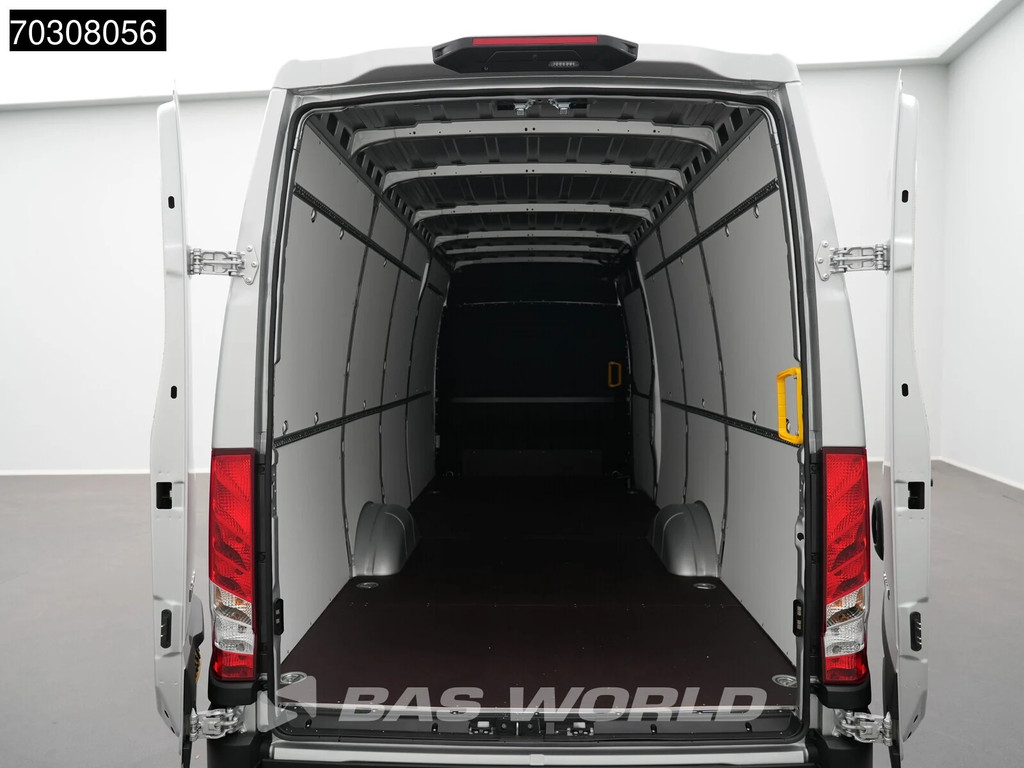 Iveco Daily 35S21 3.0L Automaat L3H2 210PK ACC LED Airco Camera Parkeersensoren CarPlay Stoelverwarming 3,5t Trekgewicht LM Velgen Euro6 L3 Airco 10