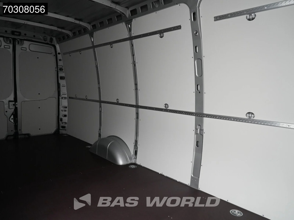 Iveco Daily 35S21 3.0L Automaat L3H2 210PK ACC LED Airco Camera Parkeersensoren CarPlay Stoelverwarming 3,5t Trekgewicht LM Velgen Euro6 L3 Airco 13