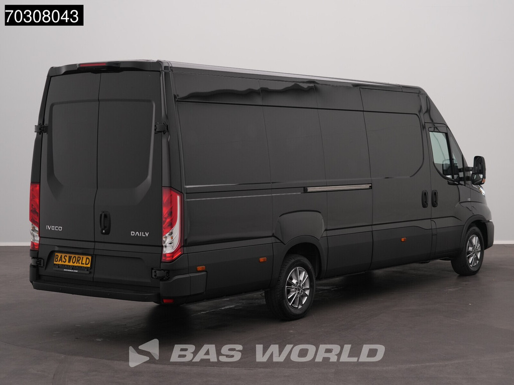 Iveco Daily 35S21 3.0L Automatic L3H2 210HP ACC LED Airco Camera Parking Sensors CarPlay Seatheating 3,5t Towing Capacity Euro6 L3 Airco 7