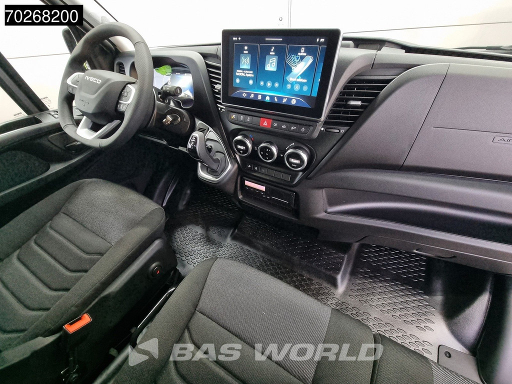 Iveco Daily 35S21 Automaat 2025model Black Edition L2H2 Trekhaak ACC LED CarPlay Camera 12m3 Airco Trekhaak 11