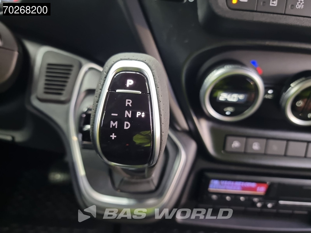 Iveco Daily 35S21 Automaat 2025model Black Edition L2H2 Trekhaak ACC LED CarPlay Camera 12m3 Airco Trekhaak 18