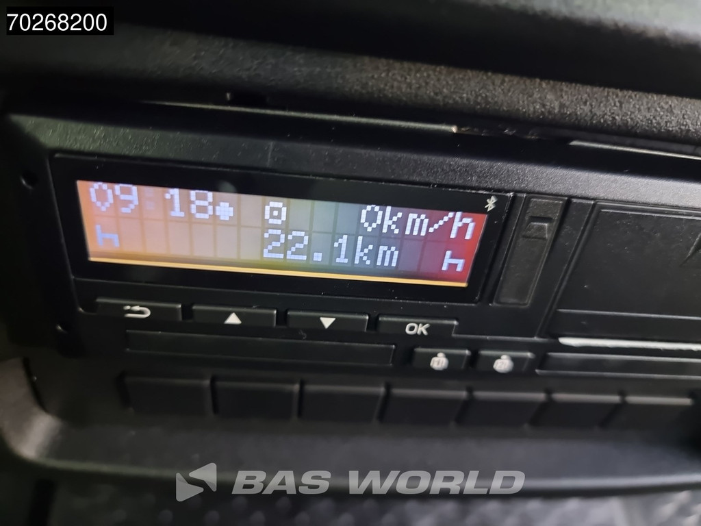 Iveco Daily 35S21 Automaat 2025model Black Edition L2H2 Trekhaak ACC LED CarPlay Camera 12m3 Airco Trekhaak 19