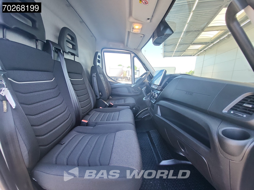 Iveco Daily 35S21 Automaat Black Edition 2025 model L2H2 ACC LED CarPlay Velgen Camera 12m3 Airco 12