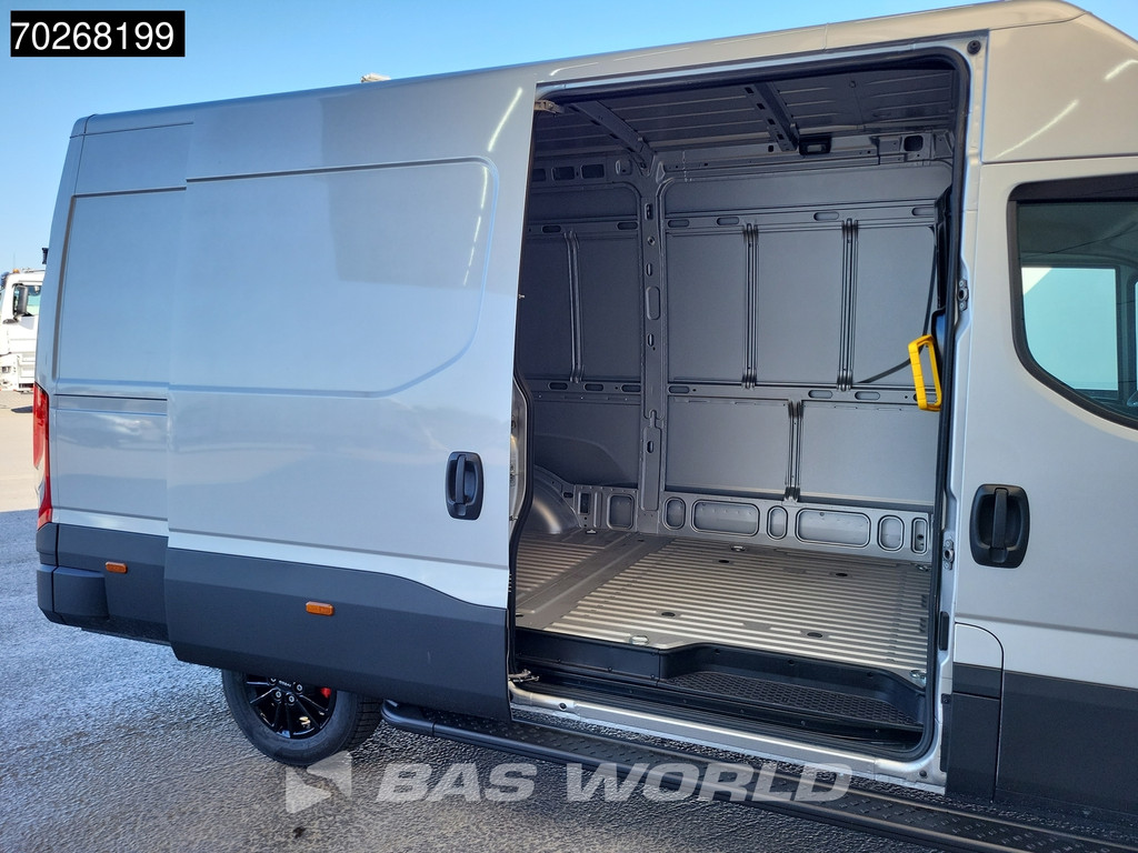 Iveco Daily 35S21 Automaat Black Edition 2025 model L2H2 ACC LED CarPlay Velgen Camera 12m3 Airco 7