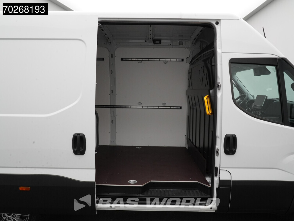 Iveco Daily 35S21 BPM VRIJ! 210PK 3.0L Automaat 2025 model L2H2 Trekhaak Tacho ACC LED CarPlay Velgen Camera 12m3 Airco Trekhaak 10