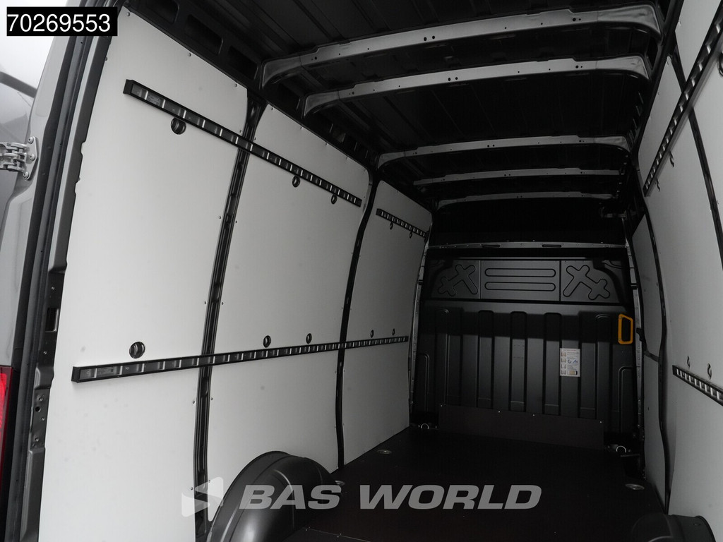 Iveco Daily 35S21 BPM VRIJ! 3.0L Automaat 210PK 3,5t Trekhaak ACC LED Airco Camera Parkeersensoren Tacho Euro6 L2 12m3 Airco Trekhaak 12