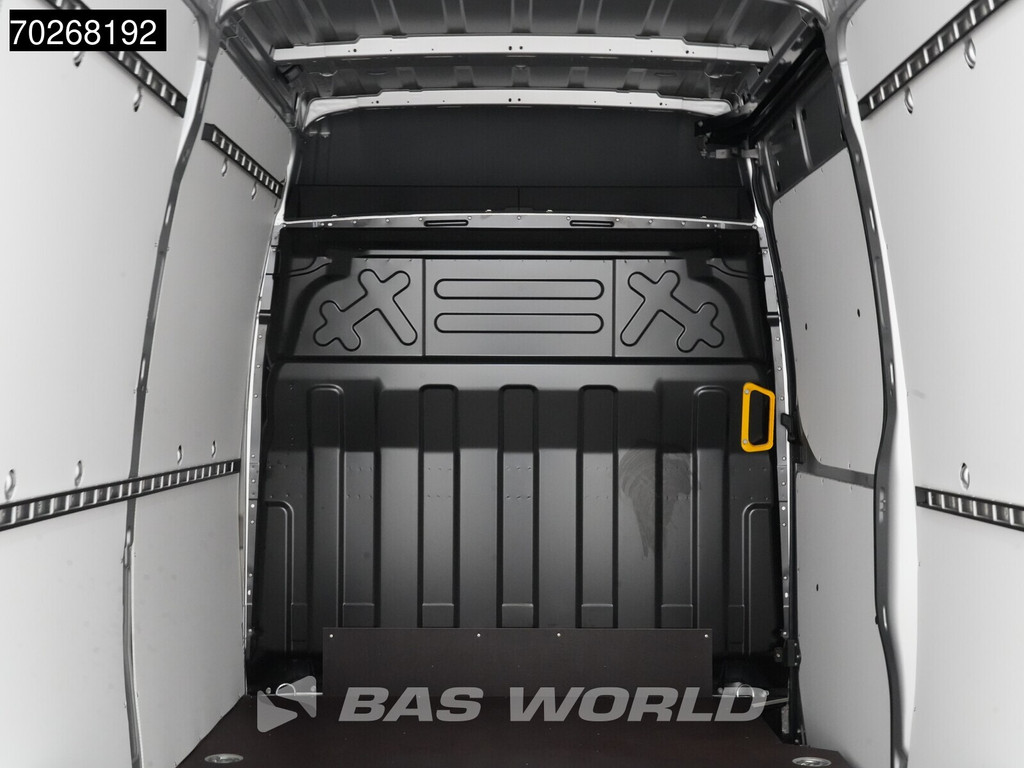 Iveco Daily 35S21 BPM VRIJ! 3.0L Automaat 210PK 3,5t Trekhaak ACC LED Camera Parkeersensoren Tacho Euro6 L2 12m3 Airco Trekhaak 11