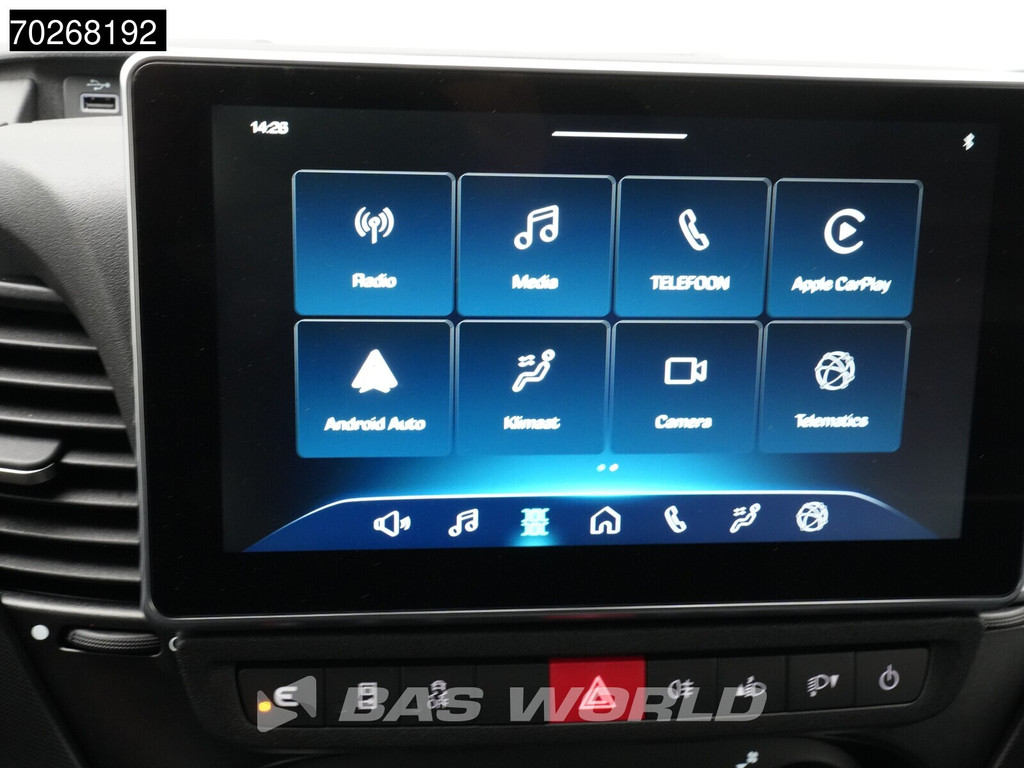 Iveco Daily 35S21 BPM VRIJ! 3.0L Automaat 210PK 3,5t Trekhaak ACC LED Camera Parkeersensoren Tacho Euro6 L2 12m3 Airco Trekhaak 17