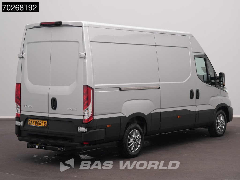 Iveco Daily 35S21 BPM VRIJ! 3.0L Automaat 210PK 3,5t Trekhaak ACC LED Camera Parkeersensoren Tacho Euro6 L2 12m3 Airco Trekhaak 6