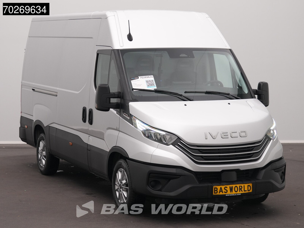 Iveco Daily 35S21 BPM VRIJ! 3.0L Automaat 210PK 3,5t Trekhaak ACC LED Camera Parkeersensoren Tacho Euro6 L2 12m3 Airco Trekhaak 6