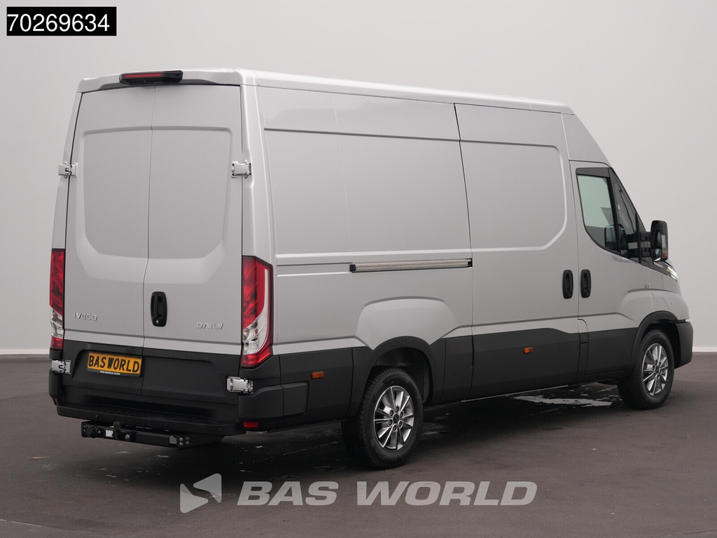 Iveco Daily 35S21 BPM VRIJ! 3.0L Automaat 210PK 3,5t Trekhaak ACC LED Camera Parkeersensoren Tacho Euro6 L2 12m3 Airco Trekhaak 7
