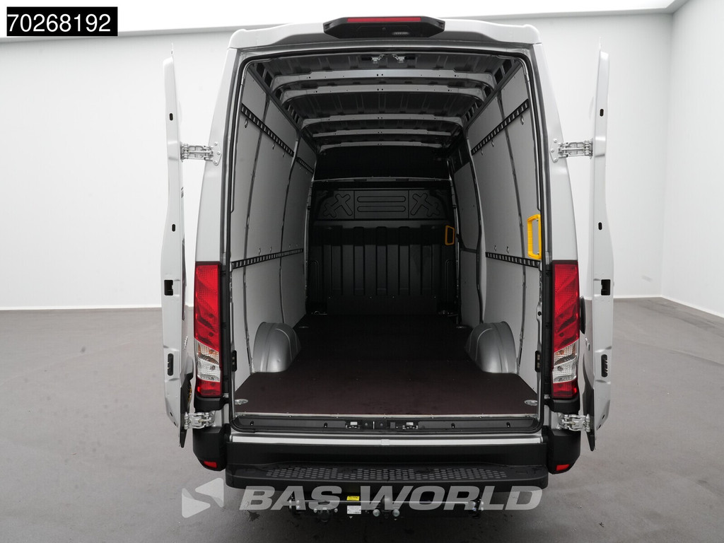 Iveco Daily 35S21 BPM VRIJ! 3.0L Automaat 210PK 3,5t Trekhaak ACC LED Camera Parkeersensoren Tacho Euro6 L2 12m3 Airco Trekhaak 9