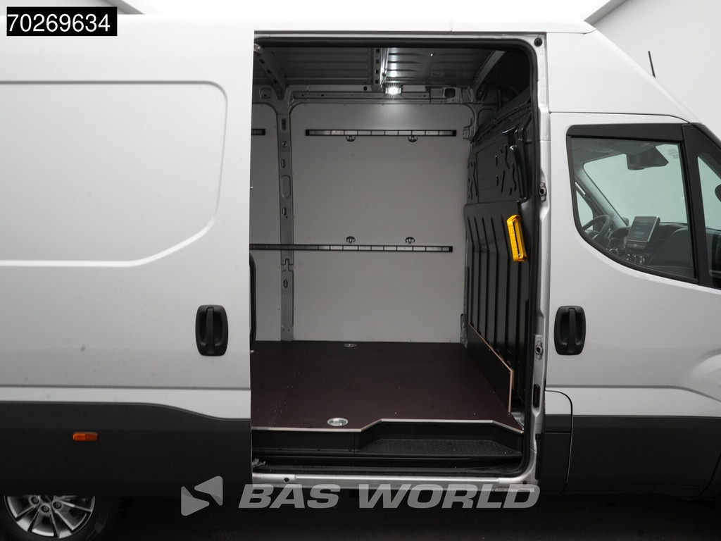 Iveco Daily 35S21 BPM VRIJ! 3.0L Automaat 210PK 3,5t Trekhaak ACC LED Camera Parkeersensoren Tacho Euro6 L2 12m3 Airco Trekhaak 9