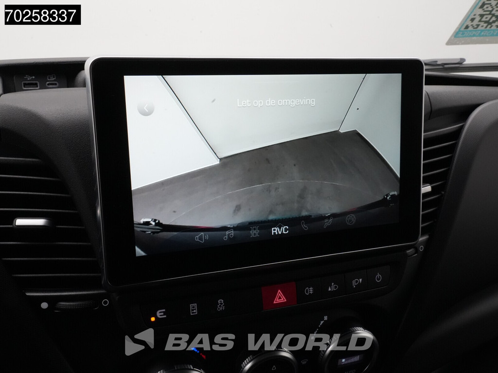 Iveco Daily 35S21 BPM VRIJ! 3.0L Automaat 210PK L2H2 2025-Model 3,5t Trekvermogen ACC LED CarPlay Camera Parkeersensoren Velgen Euro6 L2 12m3 Airco 19