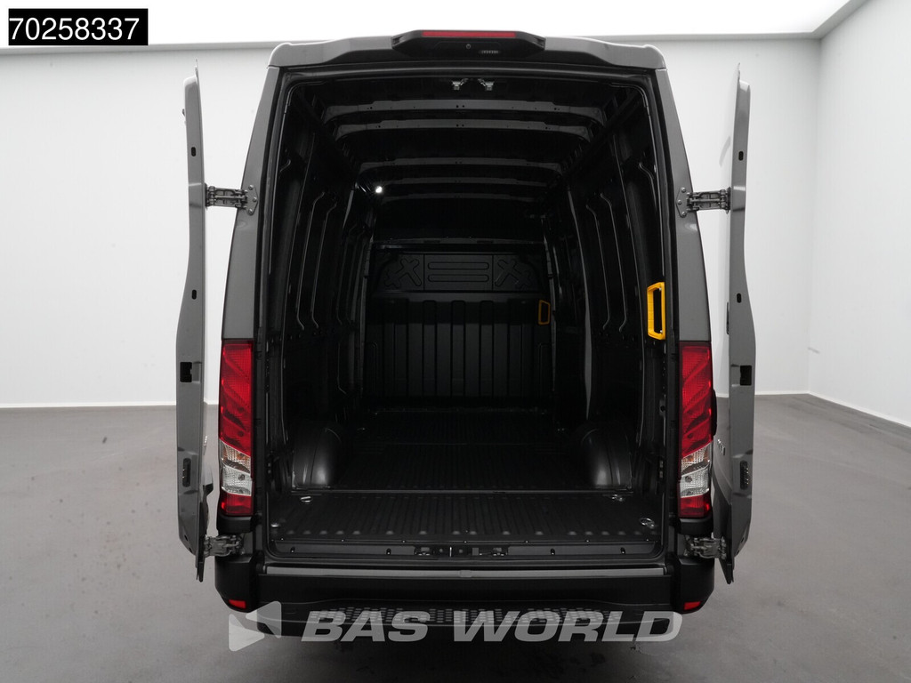 Iveco Daily 35S21 BPM VRIJ! 3.0L Automaat 210PK L2H2 2025-Model 3,5t Trekvermogen ACC LED CarPlay Camera Parkeersensoren Velgen Euro6 L2 12m3 Airco 5