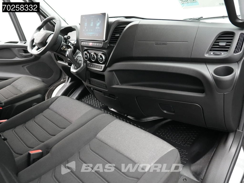 Iveco Daily 35S21 BPM VRIJ! 3.0L Automaat 210PK L3H2 2025-Model 3,5t Trekvermogen ACC LED CarPlay Camera Parkeersensoren Velgen 16m3 Euro6 L4H2 16m3 Airco 13