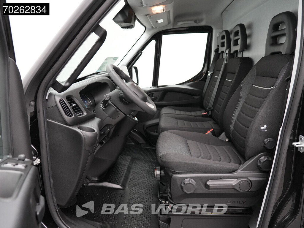Iveco Daily 35S21 BPM VRIJ! 3.0L Automaat 210PK L3H2 2025-Model 3,5t Trekvermogen ACC LED CarPlay Camera Parkeersensoren Velgen 16m3 Euro6 L4H2 16m3 Airco 3