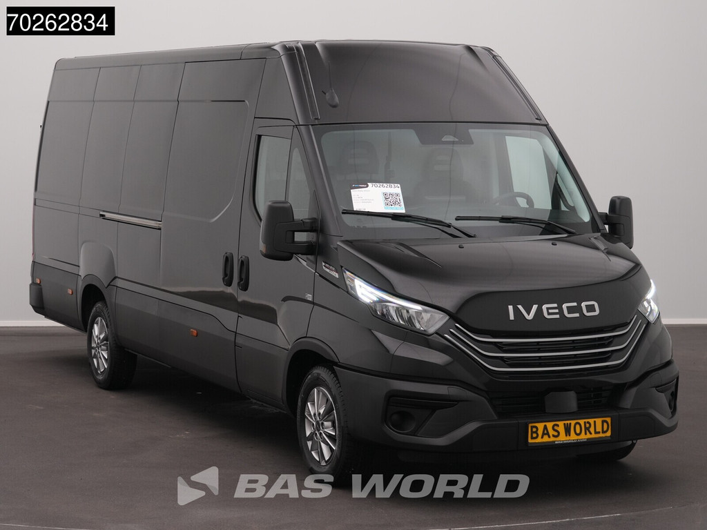 Iveco Daily 35S21 BPM VRIJ! 3.0L Automaat 210PK L3H2 2025-Model 3,5t Trekvermogen ACC LED CarPlay Camera Parkeersensoren Velgen 16m3 Euro6 L4H2 16m3 Airco 6