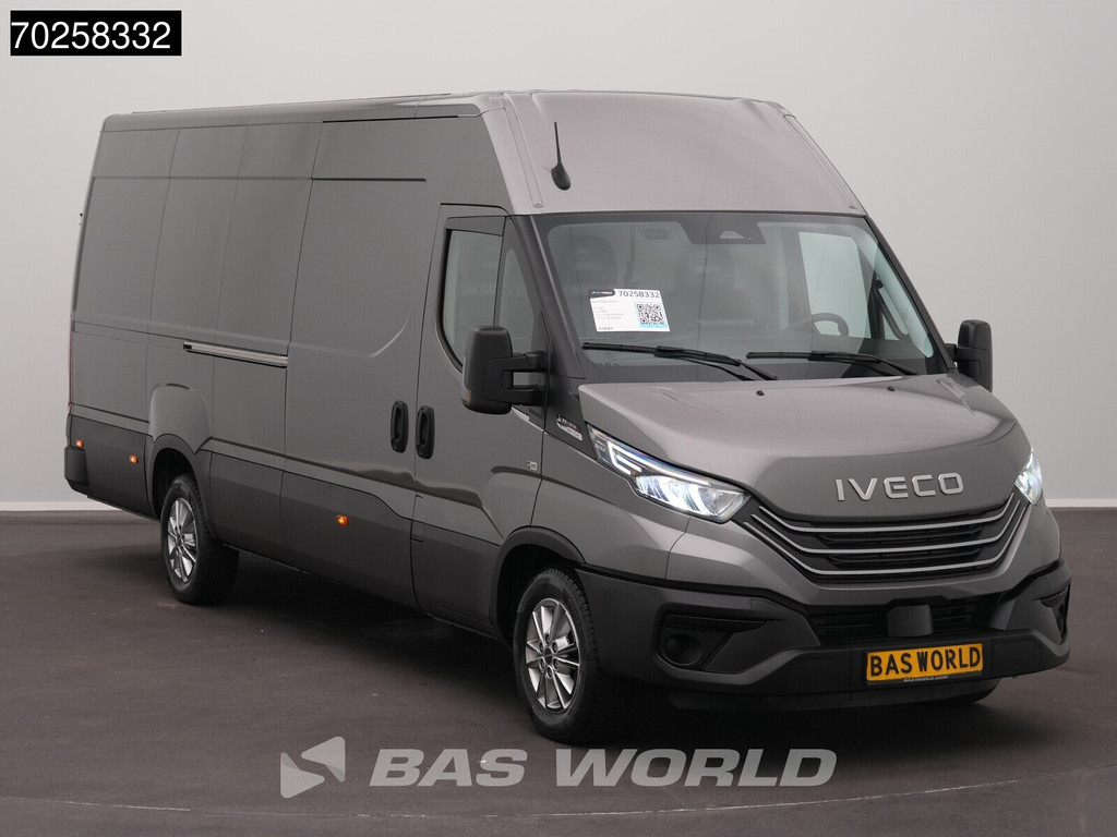 Iveco Daily 35S21 BPM VRIJ! 3.0L Automaat 210PK L3H2 2025-Model 3,5t Trekvermogen ACC LED CarPlay Camera Parkeersensoren Velgen 16m3 Euro6 L4H2 16m3 Airco 6