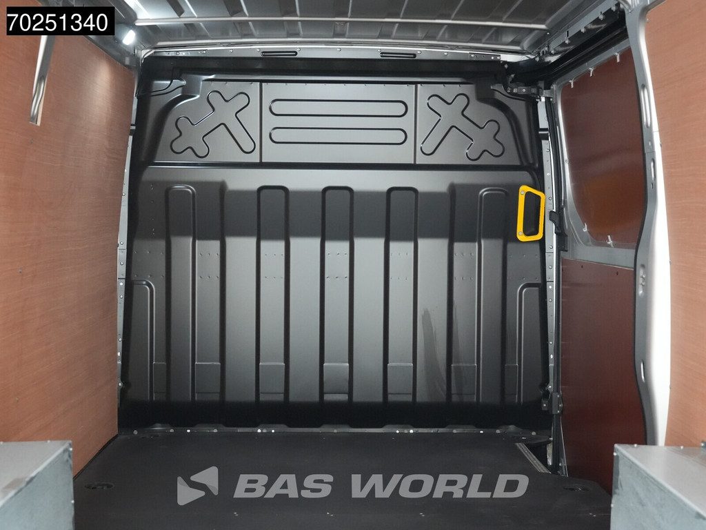 Iveco Daily 35S21 BPM VRIJ! 3.0L Automaat L2H1 210PK Laag Dak 2025-Model 3,5t Trekhaak ACC Navi LED Camera Parkeersensoren Euro6 L2 8m3 Airco Trekhaak 13