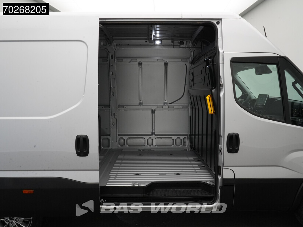 Iveco Daily 35S21 BPM VRIJ! 3.0L Automaat L2H2 2025model ACC LED Camera Parkeersensoren L2 3,5t Trekgewicht 12m3 Airco 9