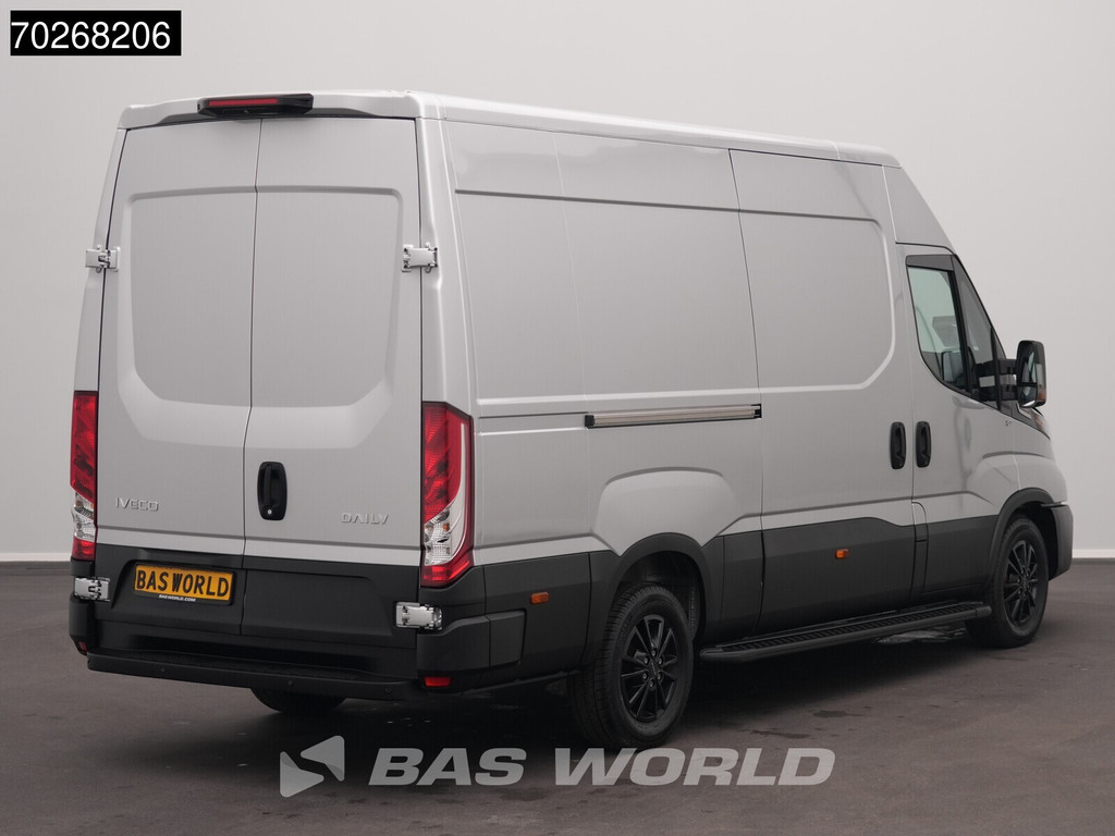 Iveco Daily 35S21 BPM VRIJ! 3.0L Automaat L2H2 Black Edition LED ACC Airco Camera 3,5t Trekgewicht Parkeersensoren L3 12m3 Airco 2
