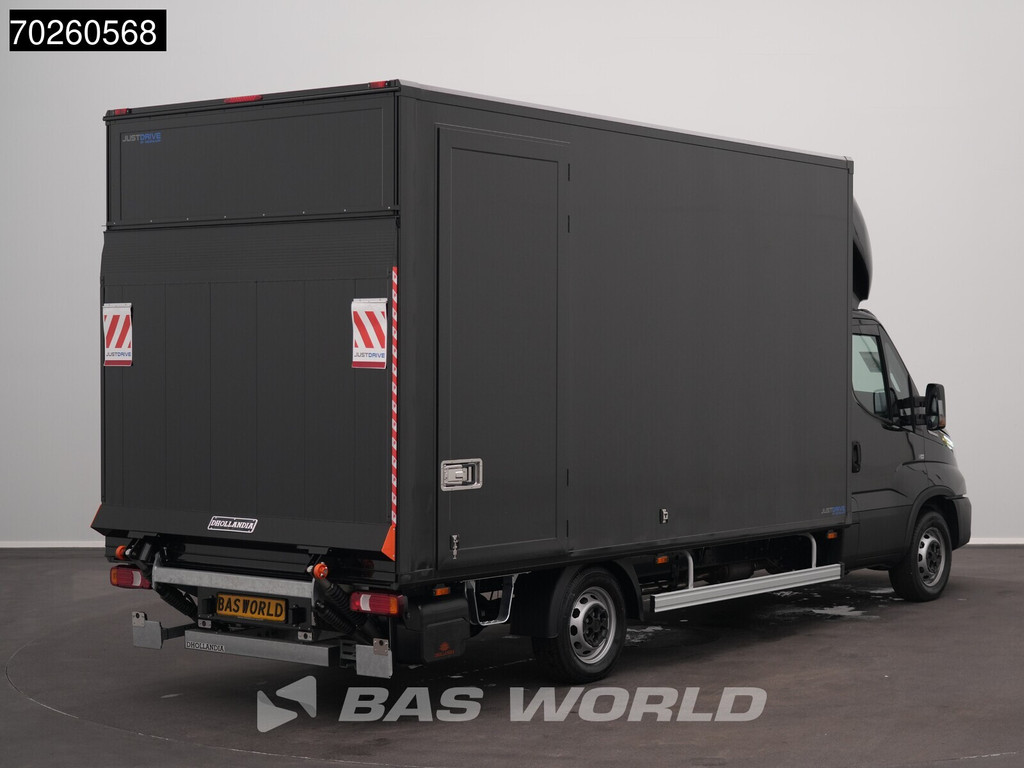 Iveco Daily 35S21 BPM VRIJ! 3.0L Automaat Laadklep Zijdeur ACC LED CarPlay Lat om Lat DHollandia 3,5t Trekvermogen Meubelbak Koffer Bakwagen 22m3 Airco 2