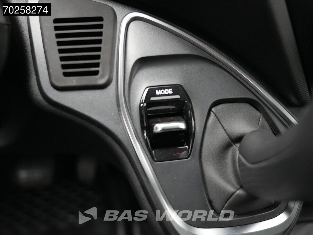 Iveco Daily 35S21 BPM VRIJ! 3.0L Black Edition Automaat 210PK L2H2 2025-Model 3,5t Trekvermogen ACC LED CarPlay Camera Parkeersensoren Euro6 L2 12m3 Airco 18
