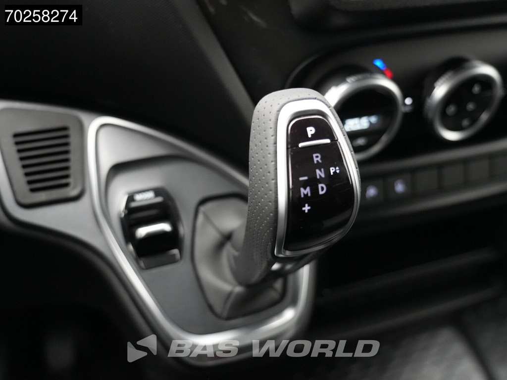 Iveco Daily 35S21 BPM VRIJ! 3.0L Black Edition Automaat 210PK L2H2 2025-Model 3,5t Trekvermogen ACC LED CarPlay Camera Parkeersensoren Euro6 L2 12m3 Airco 19