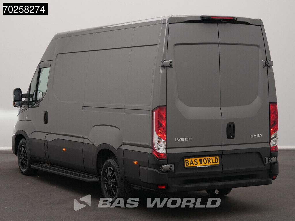 Iveco Daily 35S21 BPM VRIJ! 3.0L Black Edition Automaat 210PK L2H2 2025-Model 3,5t Trekvermogen ACC LED CarPlay Camera Parkeersensoren Euro6 L2 12m3 Airco 2