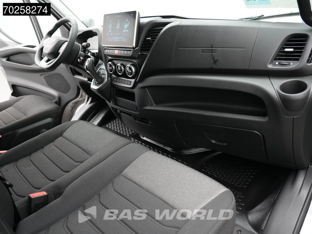 Iveco Daily 35S21 BPM VRIJ! 3.0L Black Edition Automaat 210PK L2H2 2025-Model 3,5t Trekvermogen ACC LED CarPlay Camera Parkeersensoren Euro6 L2 12m3 Airco 5