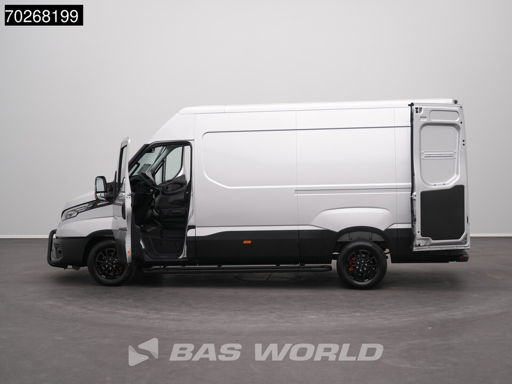 Iveco Daily 35S21 BPM VRIJ! Automaat Black Edition 2025 model L2H2 ACC LED CarPlay Velgen Camera 12m3 Airco 15