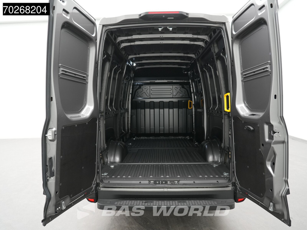 Iveco Daily 35S21 BPM VRIJ! Automaat Black Edition 2025 model L2H2 ACC LED CarPlay Velgen Camera 12m3 Airco 5