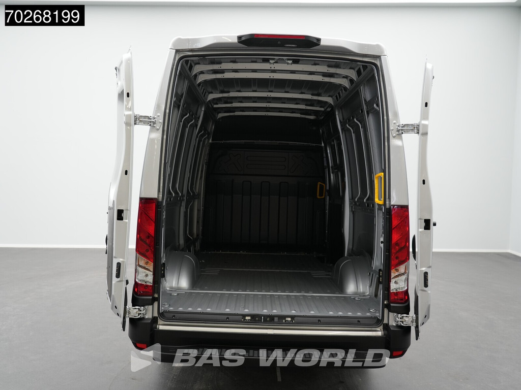 Iveco Daily 35S21 BPM VRIJ! Automaat Black Edition 2025 model L2H2 ACC LED CarPlay Velgen Camera 12m3 Airco 6