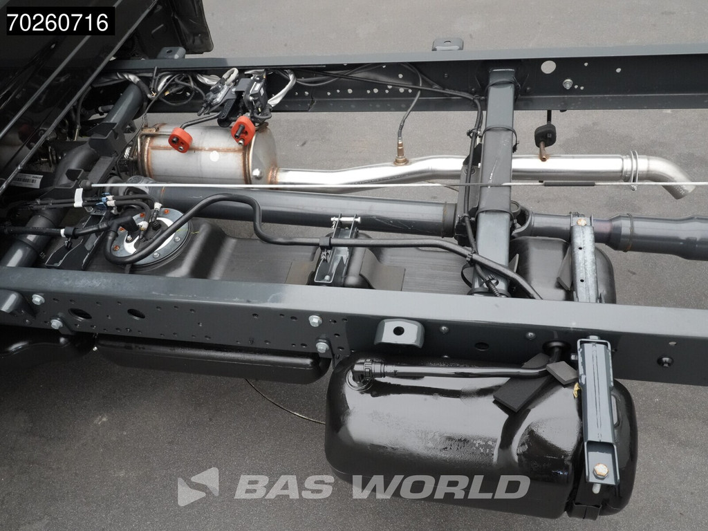 Iveco Daily 35S21 BPM VRIJ! Chassis cabine Automaat BPM VRIJ! 410WB ACC LED Parkeersensoren Euro6 Fahrgestell Chassis Airco 8