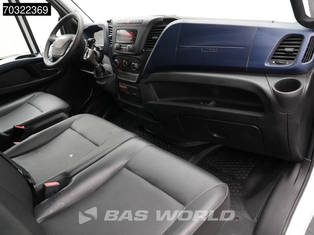Iveco Daily 50C18 3.0L Automaat Dubbellucht L2H2 3,5t Trekhaak Airco Cruise Camera Werkplaatsinrichting Euro6 L2 Airco Trekhaak Cruise control 16