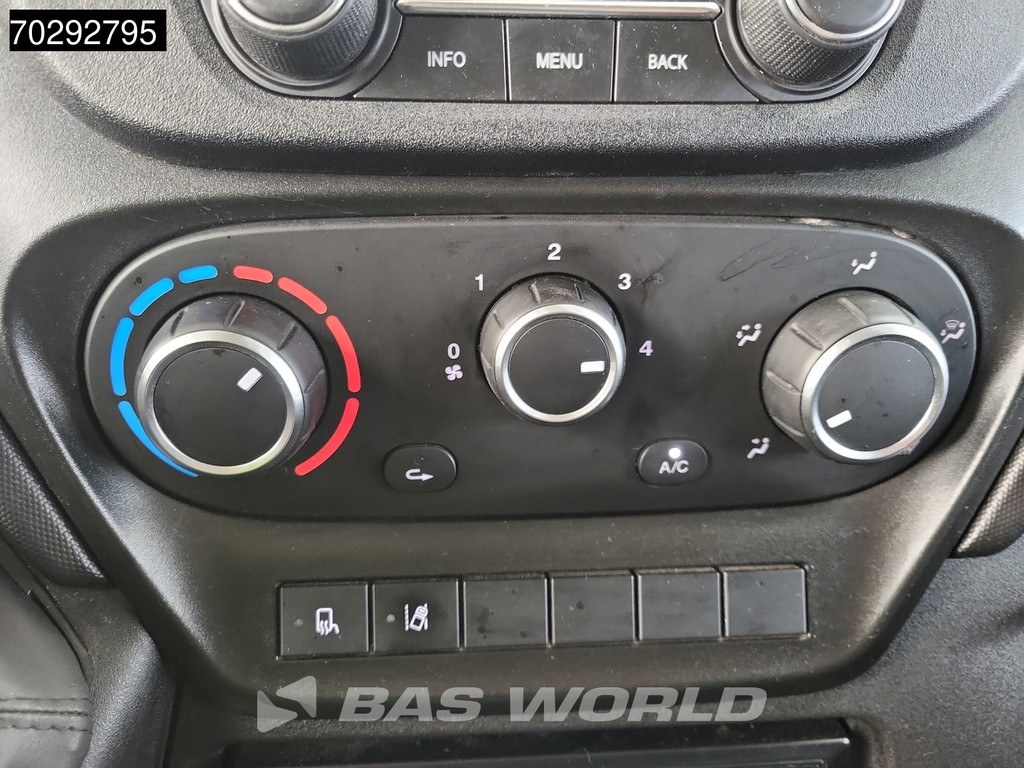 Iveco Daily 60C18 3.0L Automaat Laadklep 180PK Schuifzeilen Zeilen Airco Cruise DHollandia Euro6 Schuifzeil Koffer Gesloten laadbak Airco Cruise control 14