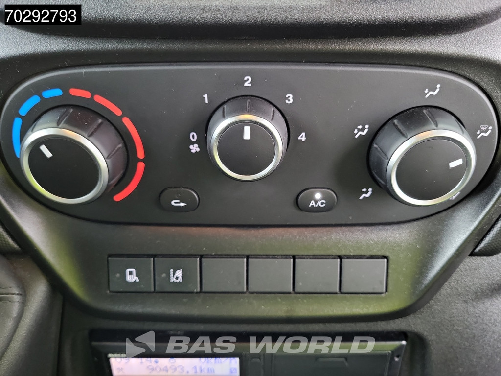 Iveco Daily 60C18 3.0L Automaat Laadklep 180PK Schuifzeilen Zeilen Airco Cruise DHollandia Euro6 Schuifzeil Koffer Gesloten laadbak Airco Cruise control 14