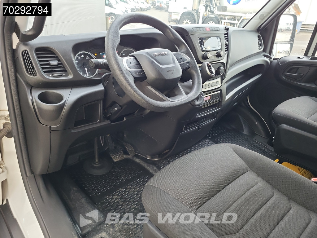 Iveco Daily 60C18 3.0L Automaat Laadklep 180PK Schuifzeilen Zeilen Airco Cruise DHollandia Euro6 Schuifzeil Koffer Gesloten laadbak Airco Cruise control 14