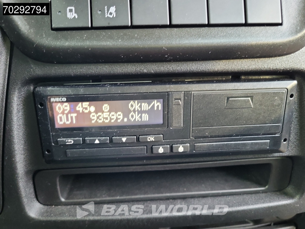 Iveco Daily 60C18 3.0L Automaat Laadklep 180PK Schuifzeilen Zeilen Airco Cruise DHollandia Euro6 Schuifzeil Koffer Gesloten laadbak Airco Cruise control 17