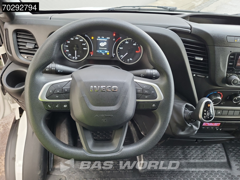 Iveco Daily 60C18 3.0L Automaat Laadklep 180PK Schuifzeilen Zeilen Airco Cruise DHollandia Euro6 Schuifzeil Koffer Gesloten laadbak Airco Cruise control 18