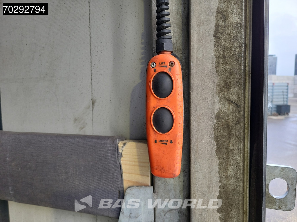 Iveco Daily 60C18 3.0L Automaat Laadklep 180PK Schuifzeilen Zeilen Airco Cruise DHollandia Euro6 Schuifzeil Koffer Gesloten laadbak Airco Cruise control 9