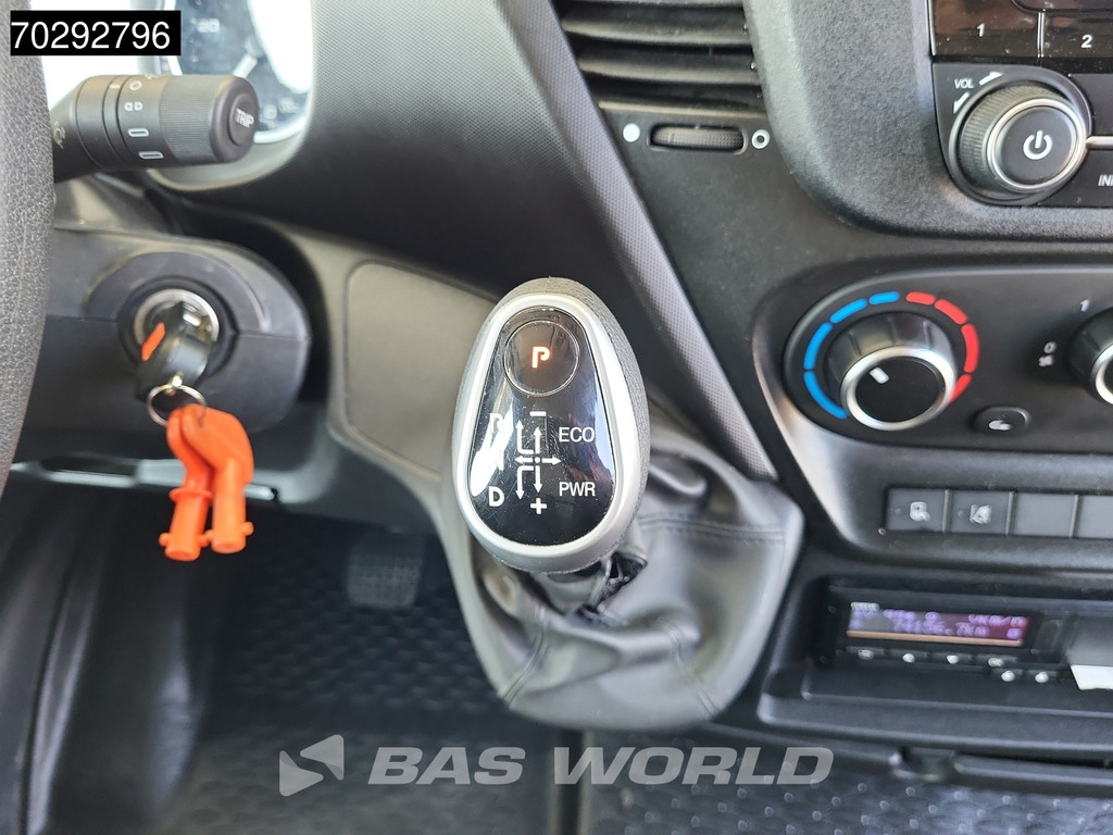 Iveco Daily 60C18 3.0L Automaat Laadklep Schuifzeilen Zeilen Airco Cruise DHollandia Euro6 Schuifzeil Koffer Gesloten laadbak Airco Cruise control 18