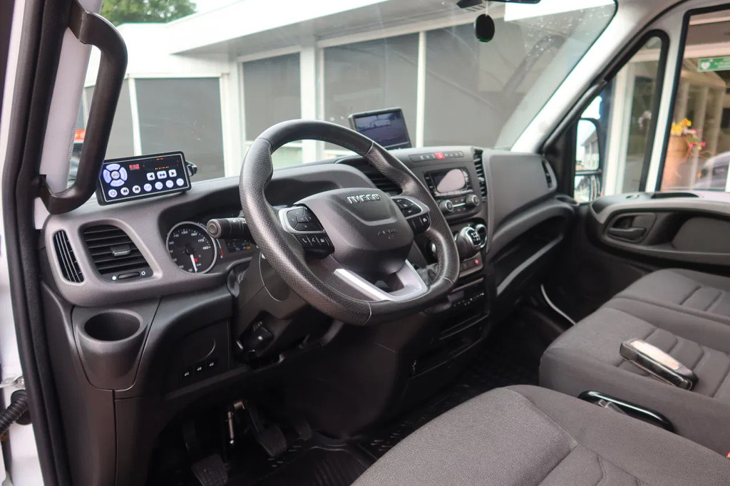 Iveco Daily 70 C 16 Recovery-truck,Bergingswagen , Apschlep. 7 persoons. ALS NIEUW 13