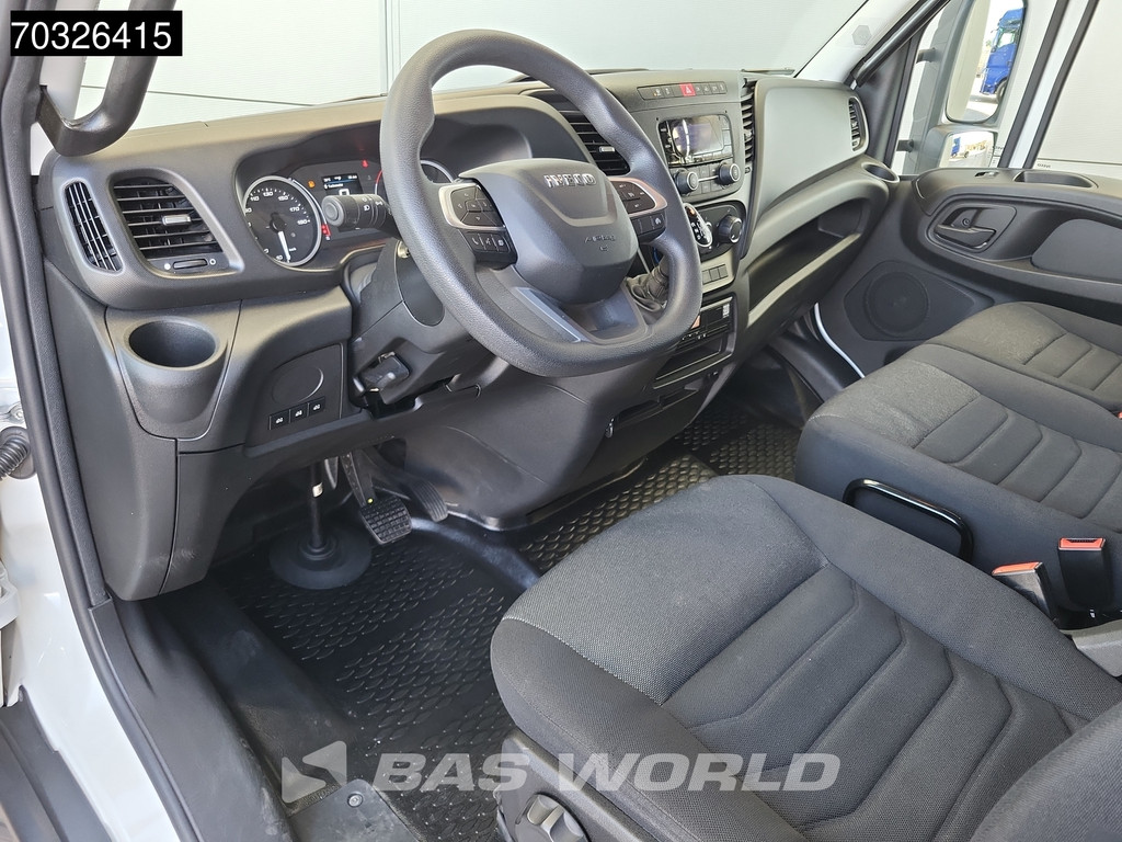 Iveco Daily 70C18 3.0L Automaat 1000KG Laadklep Luchtvering 180PK Dubbellucht Airco Cruise DHollandia Euro6 Meubelbak Koffer Bakwagen Airco Cruise control 20