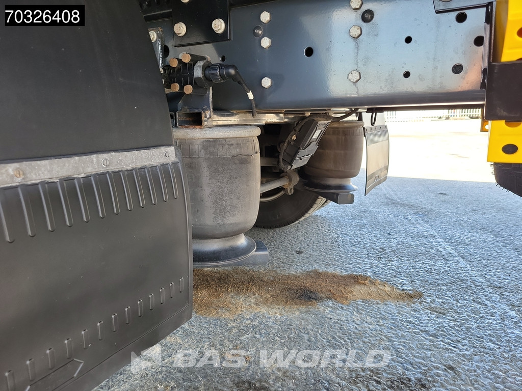 Iveco Daily 70C18 3.0L Automaat 1000KG Laadklep Luchtvering 180PK Dubbellucht Bakwagen Airco Cruise DHollandia Euro6 Meubelbak Koffer 7tons Airco Cruise control 11